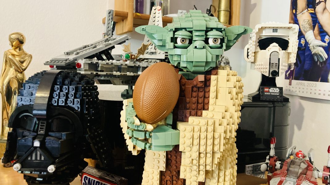 Star Wars Lego Yoda